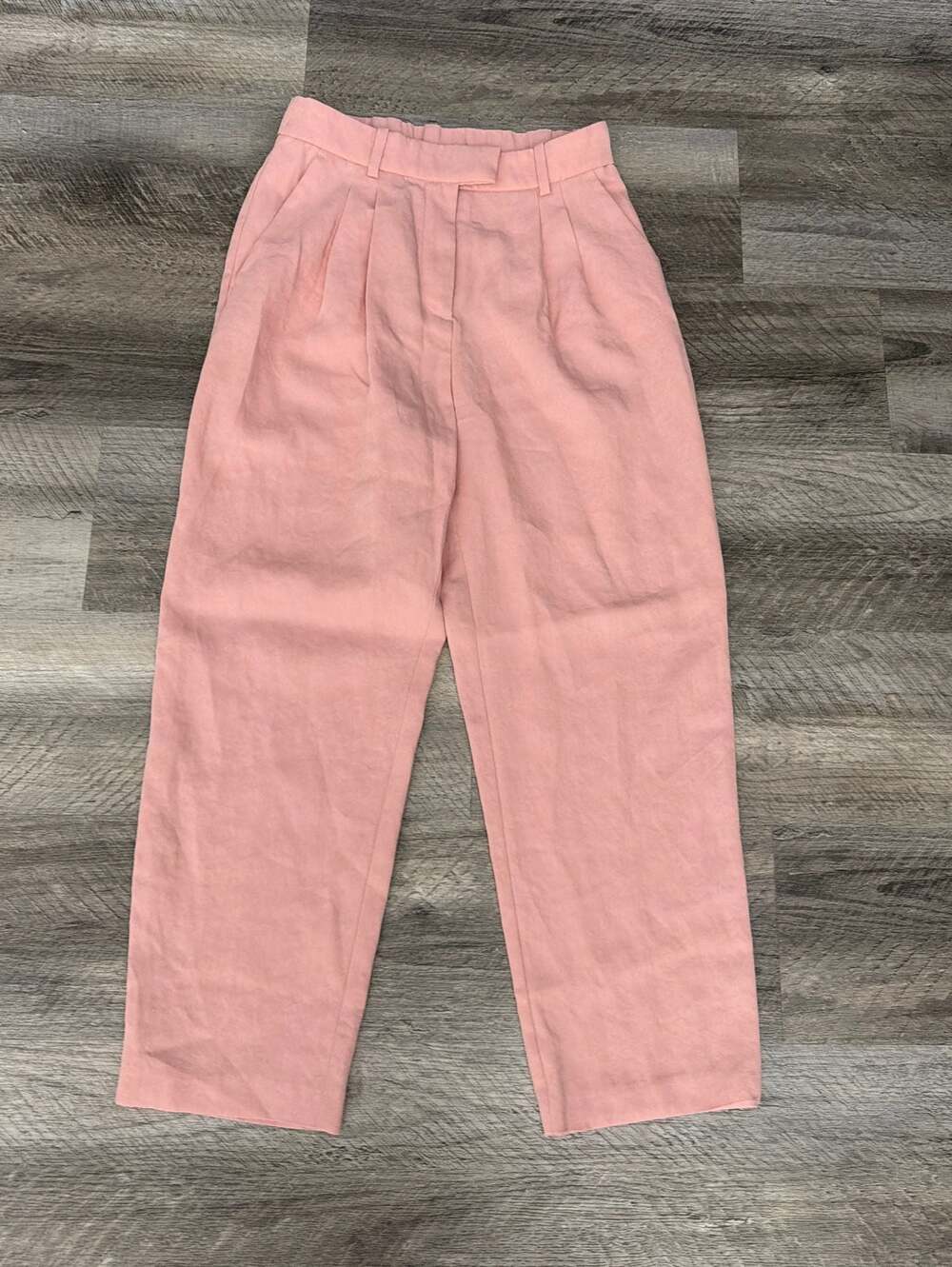 H&M Divided Women's Dust Pink High-Waist Pleated Ankle Trousers Size 6